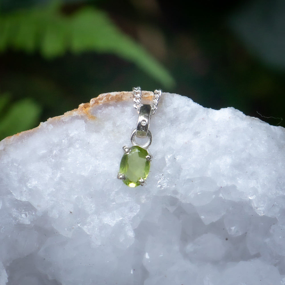 Peridot Necklace - 925 Sterling Silver - Genuine Gemstone - Nickel Free